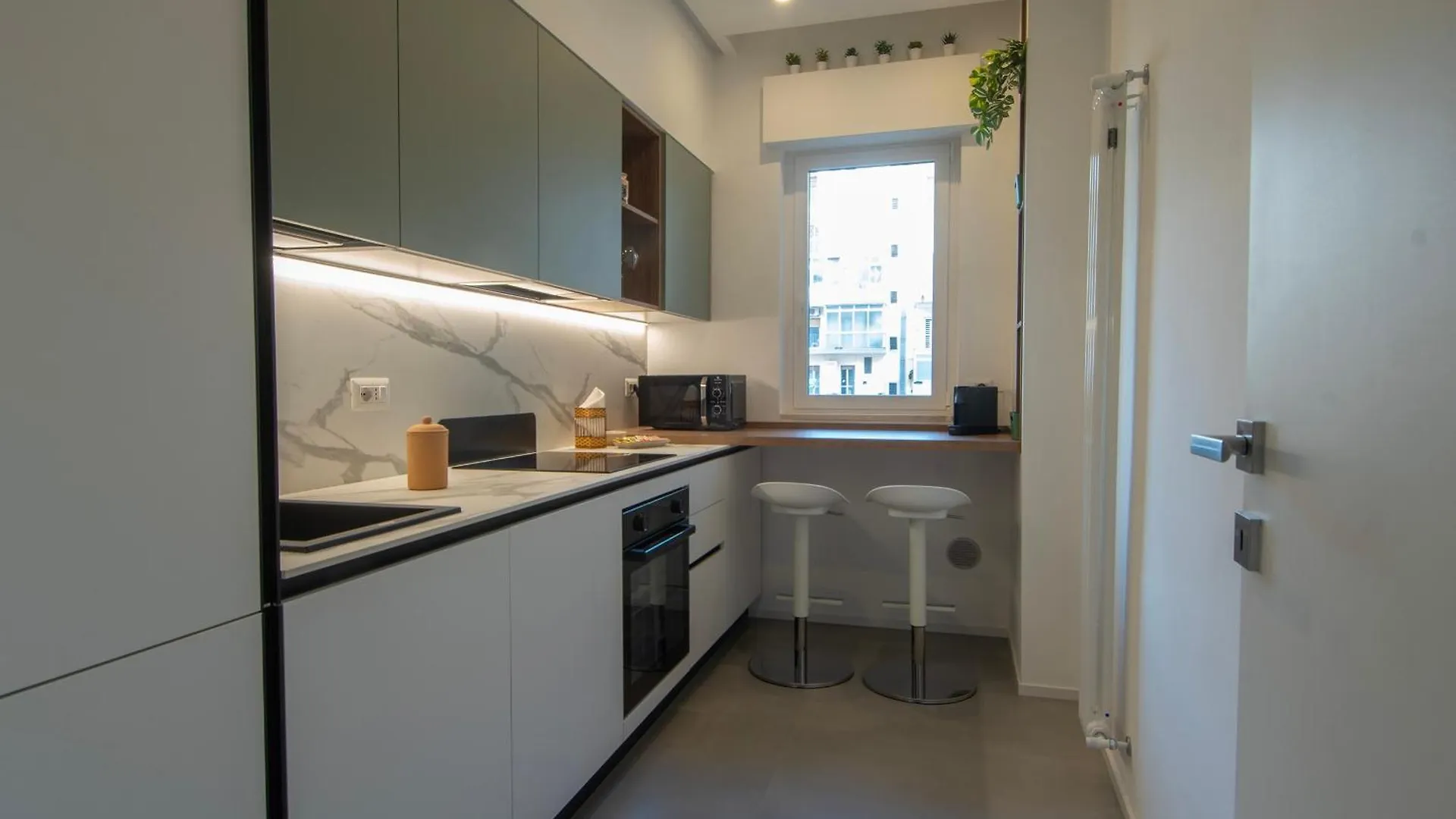 Atelier Mediterraneo Bari 0*,
