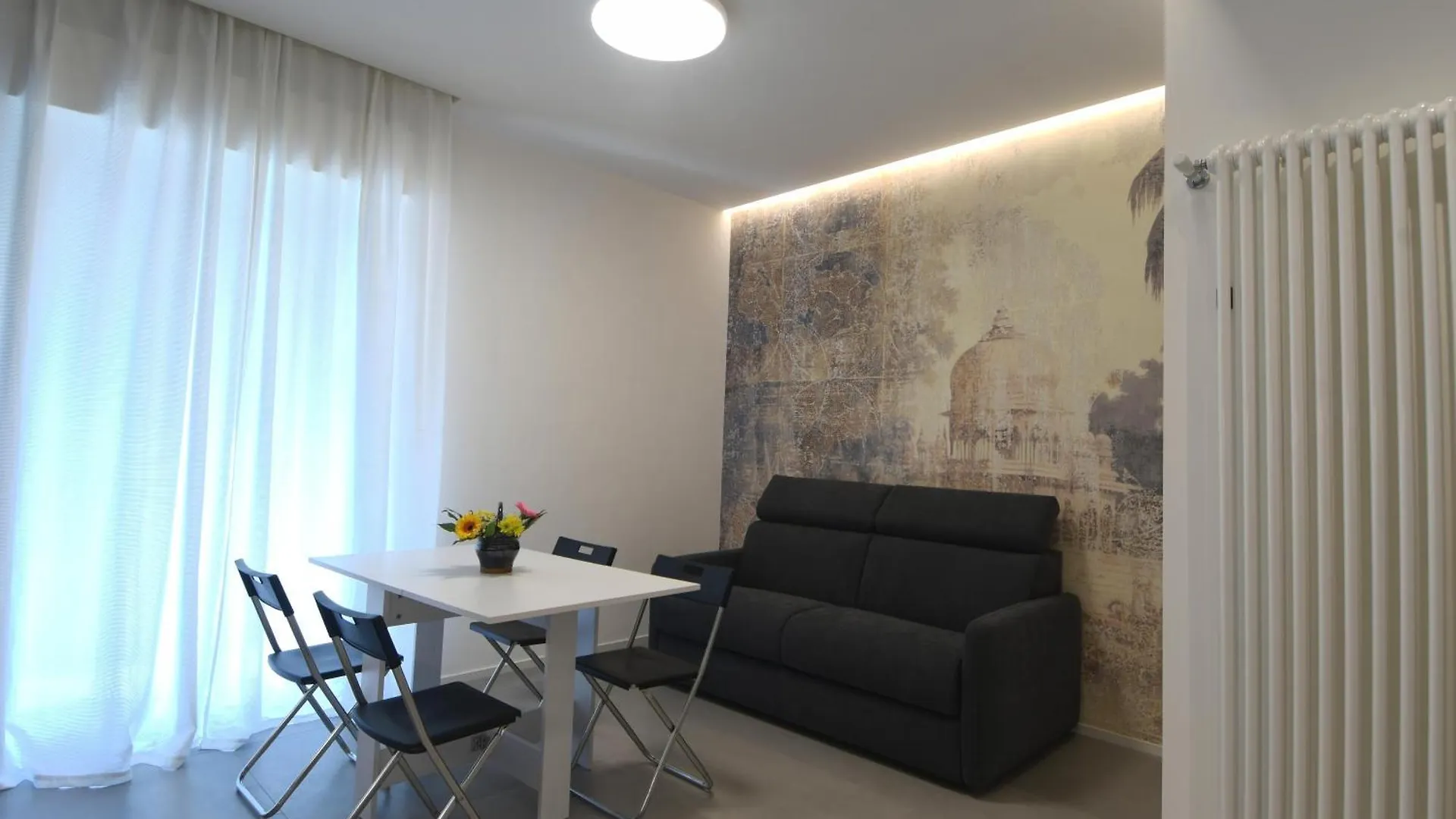 Atelier Mediterraneo Bari 0*,  Italy
